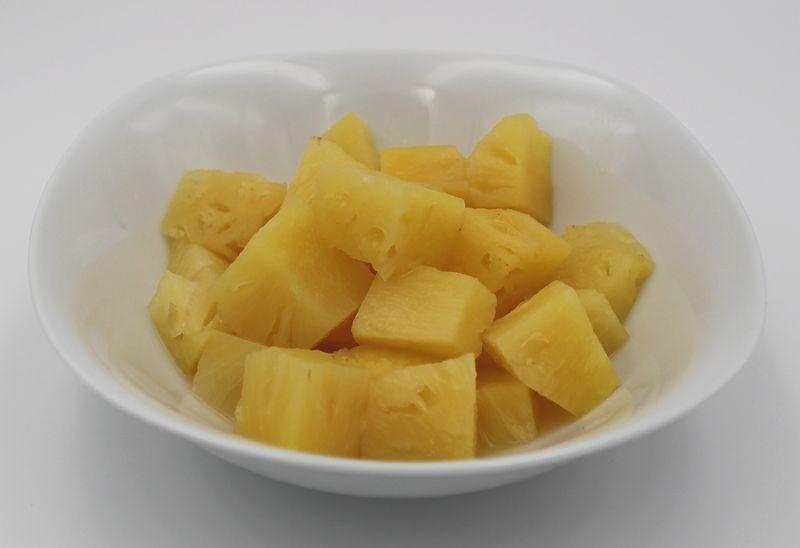 Trozos de piña orgánicos en lata, capacidad de llenado 3 kg, ATG 1,55 kg, (Disponible aproximadamente a finales de mayo)